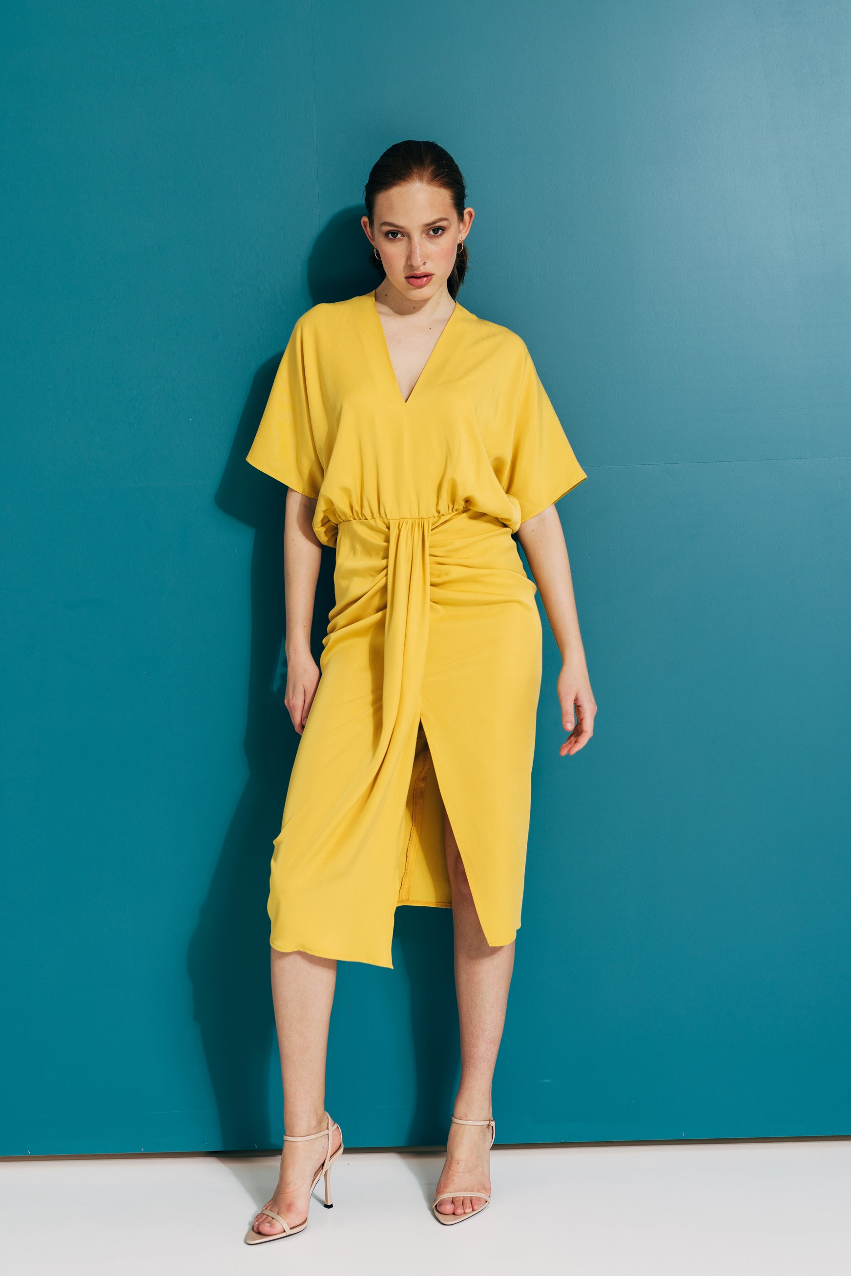 100% Lyocell midi dress with front knot and slit