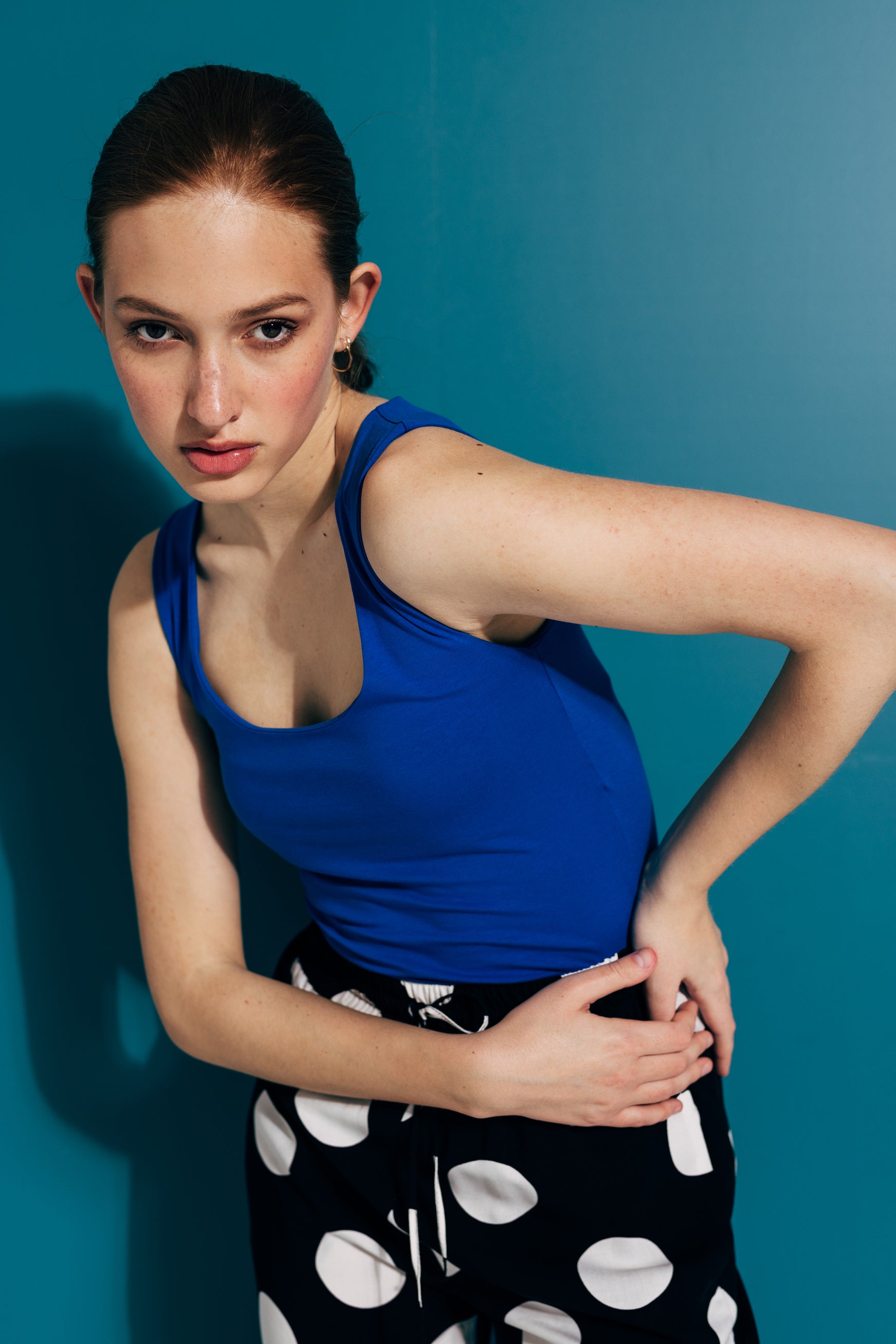 Stretch top with wide straps in royal blue