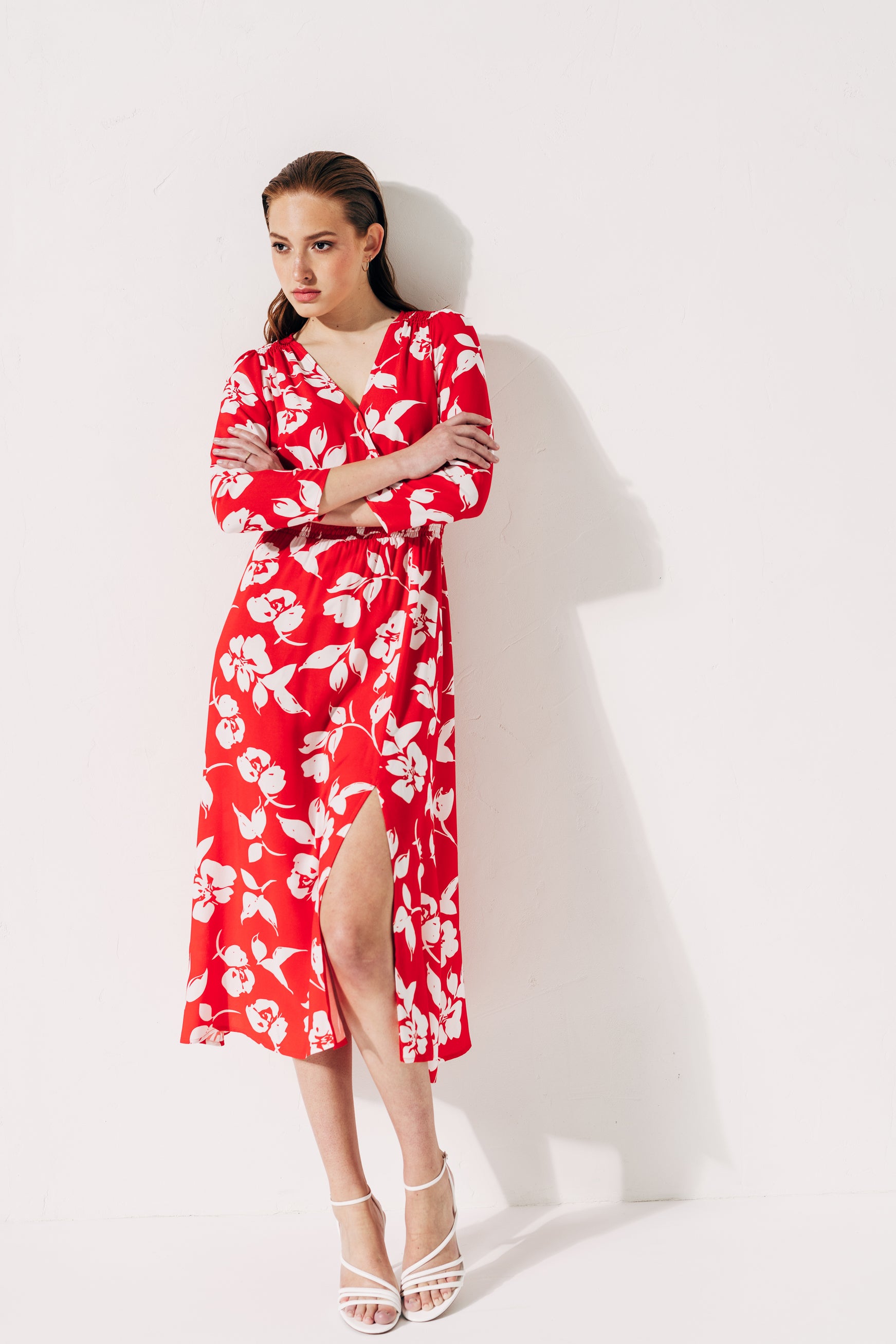 100% Viscose floral print midi dress with 3/4 sleeves and V-neckline