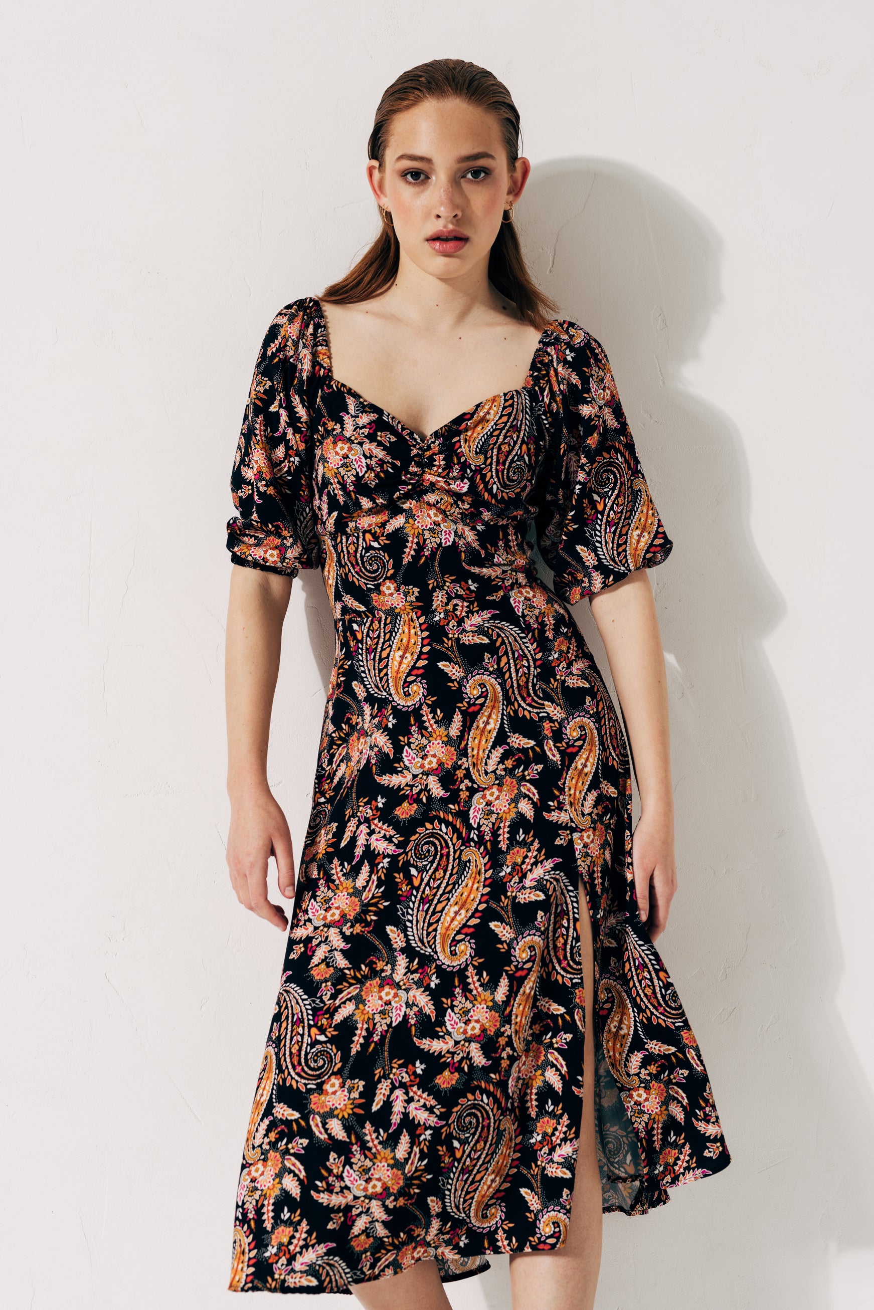 100% Viscose paisley print midi dress with puffed sleeves and heart neckline