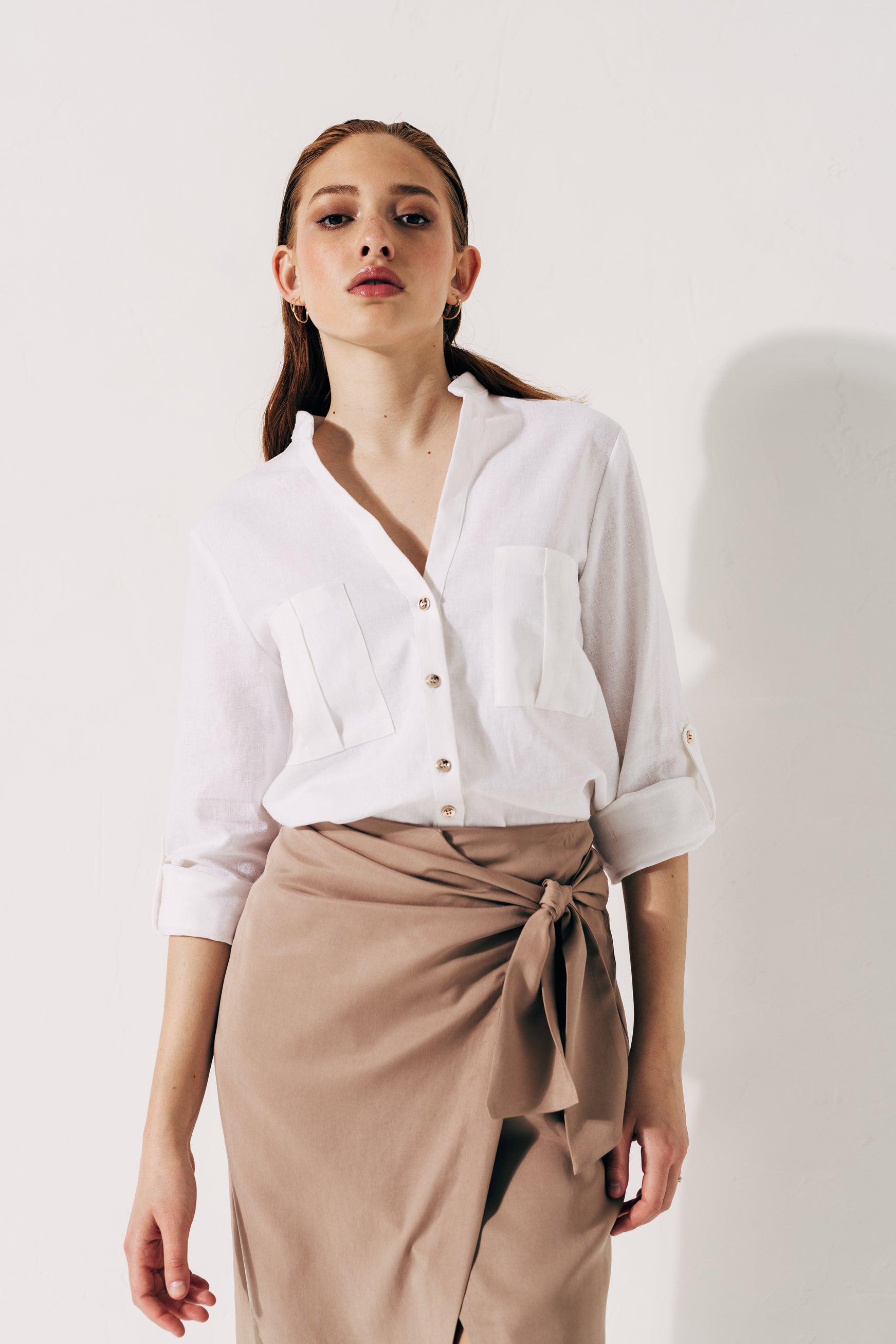 Linen shirt with patch pockets and roll-up sleeves