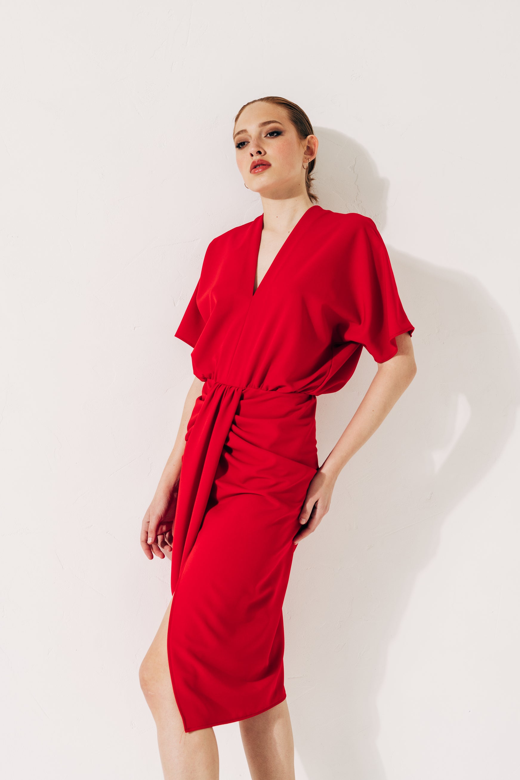 100% Viscose midi dress with front knot and slit
