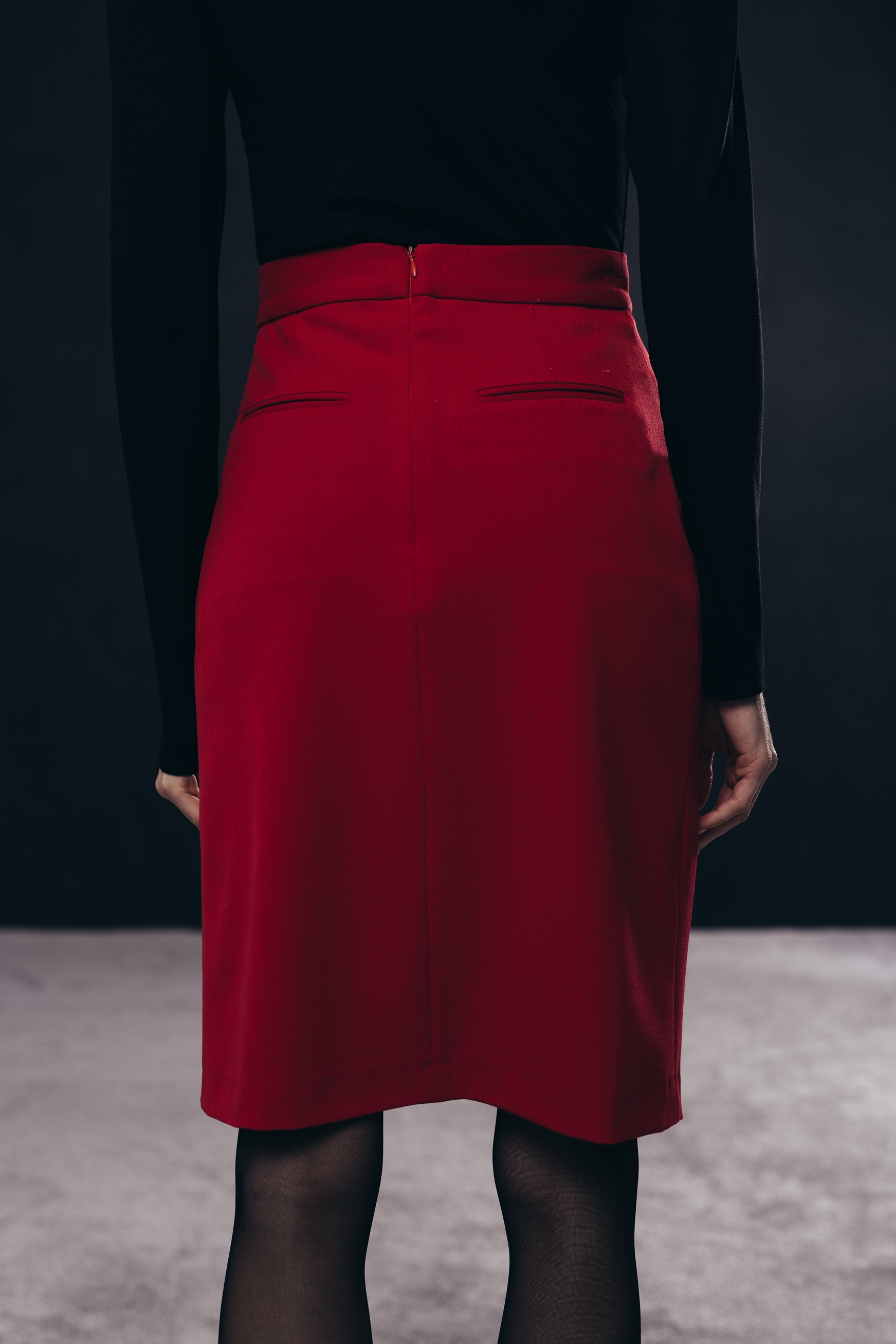 Pencil skirt with front slit